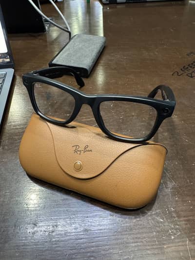 Ray Ban Meta Wayfarer Gen 2 Smart Glasses TRANSITION LENS, LIKE NEW