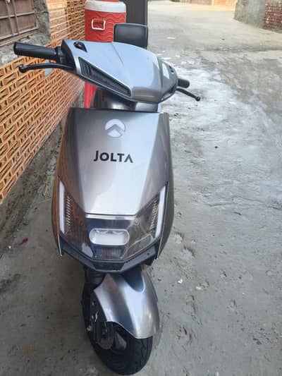 jolta Strom scooty new conditions low mileage