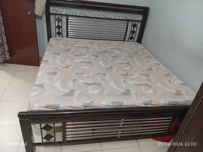 iron bed