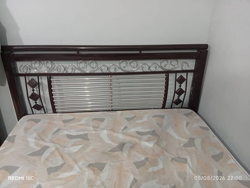 iron bed 1