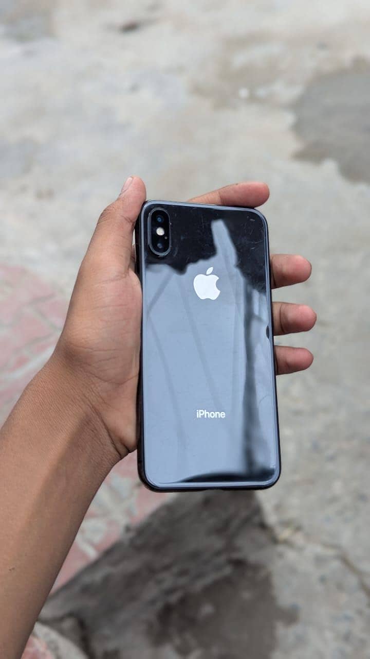 Apple iPhone X 5