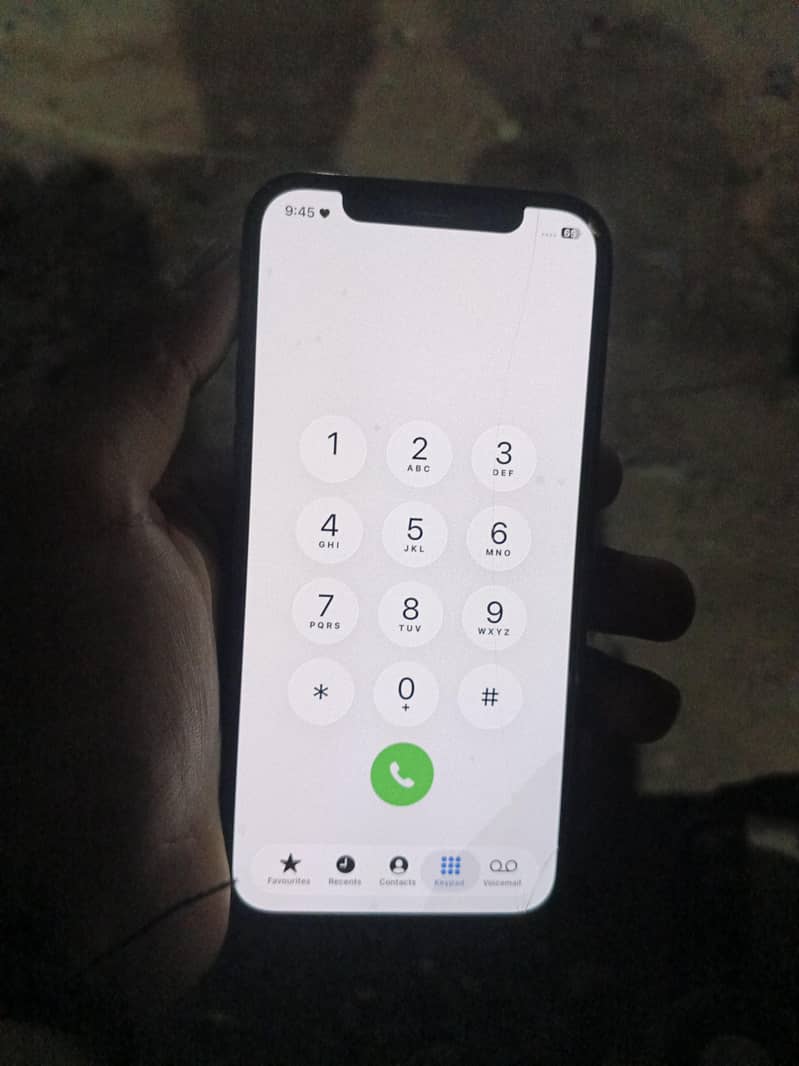 Apple iPhone 12 4