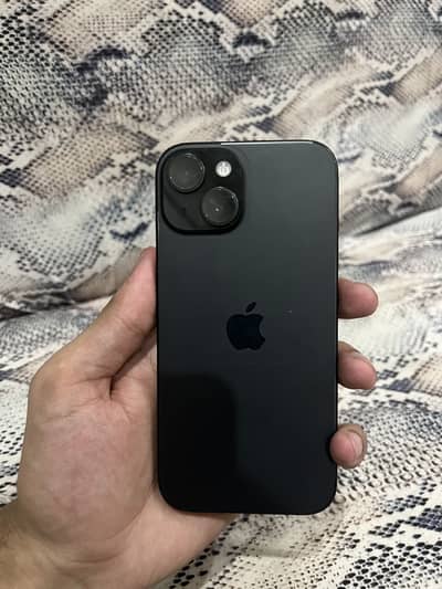 Apple iPhone 15