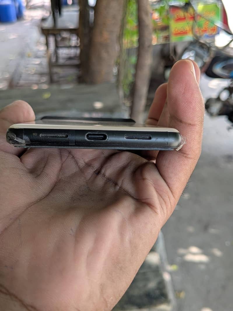 Google Pixel 6 3