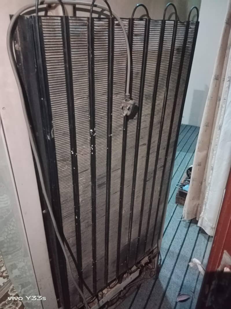 Refrigerator 4