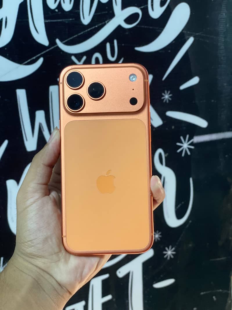 Apple iPhone 17 Pro Max 1