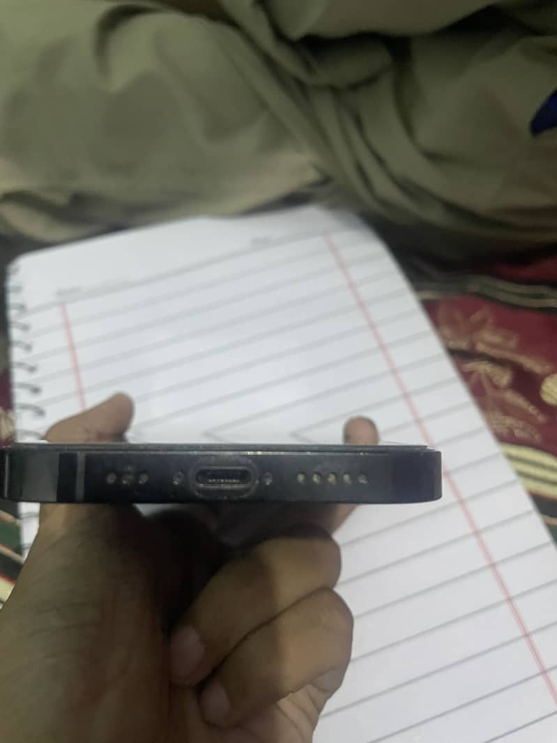 Apple iPhone 14 Pro 1