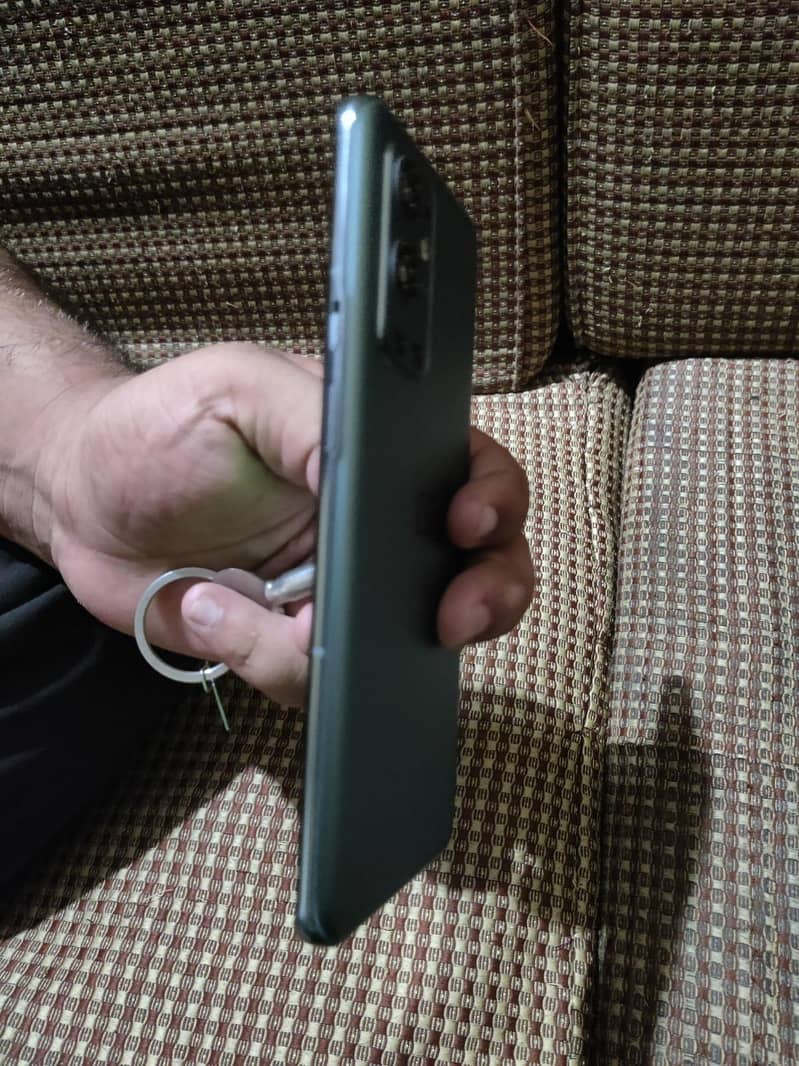 OnePlus 9 pro 2