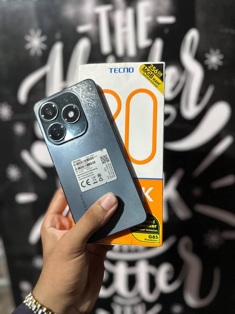 Tecno Spark 20 0