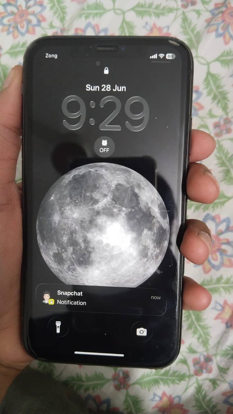 Apple iPhone 11 0