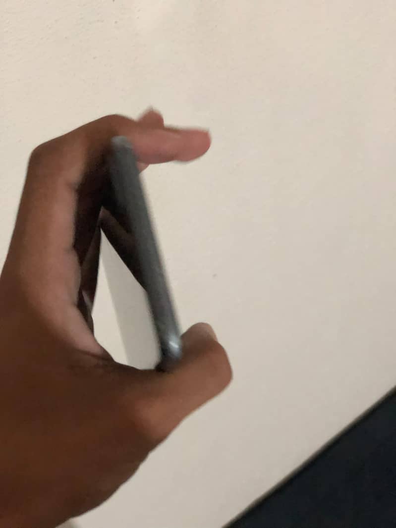 Apple iPhone 8 Plus 2