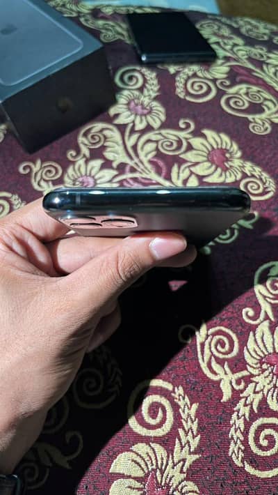 Apple iPhone 11 Pro