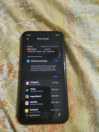 Apple iPhone 11