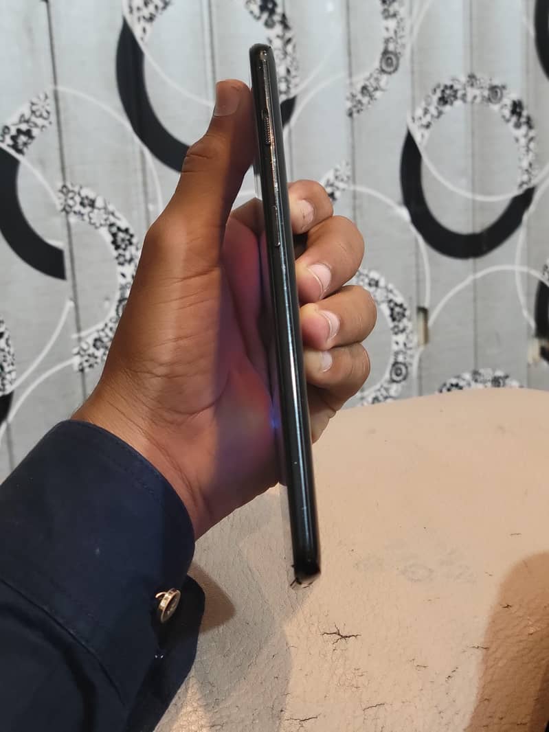 One Plus 6T 2