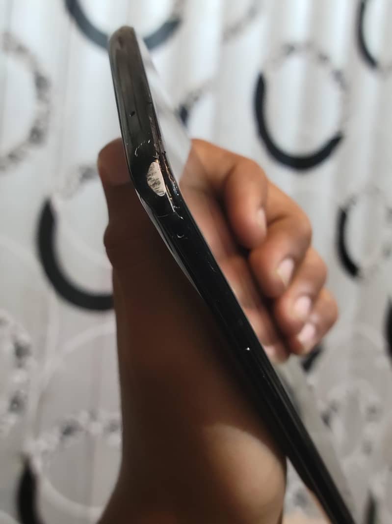 One Plus 6T 3