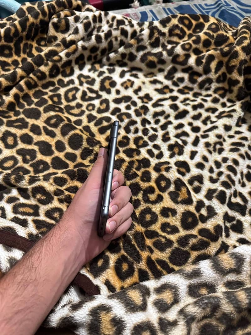 Google Pixel 7 5