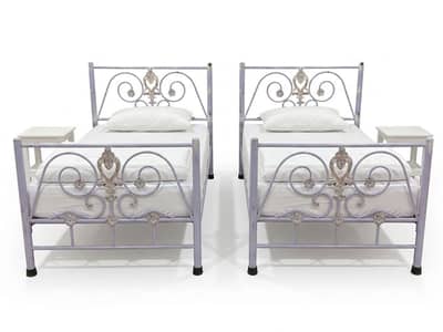 Iron bed (set of 2)