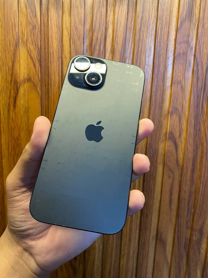 iPhone 15 7