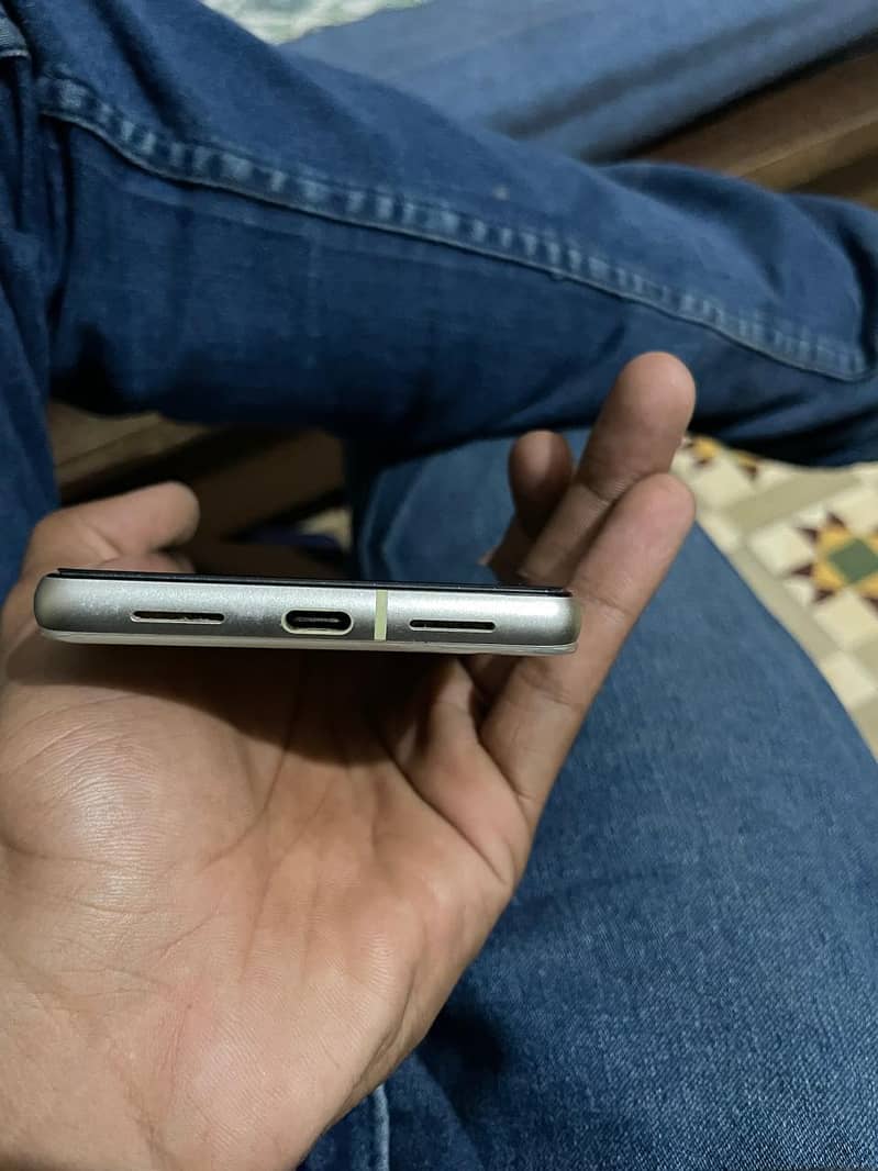 Google Pixel 7 2