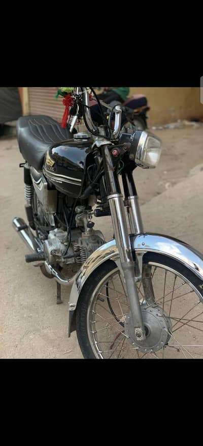 urgent sell CiVEEC bike Sell engine Karachi number
