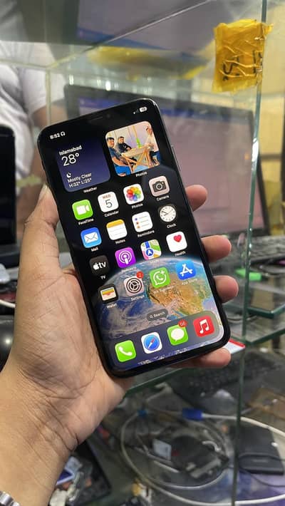I PHONE XS MAX 64 GB