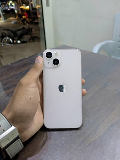 Apple iPhone 13