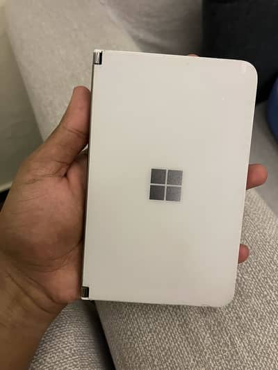 Microsoft Surface Duo