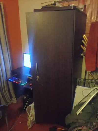 Single Door Wooden Almari