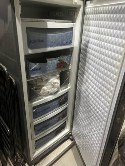 dawlance tower freezer