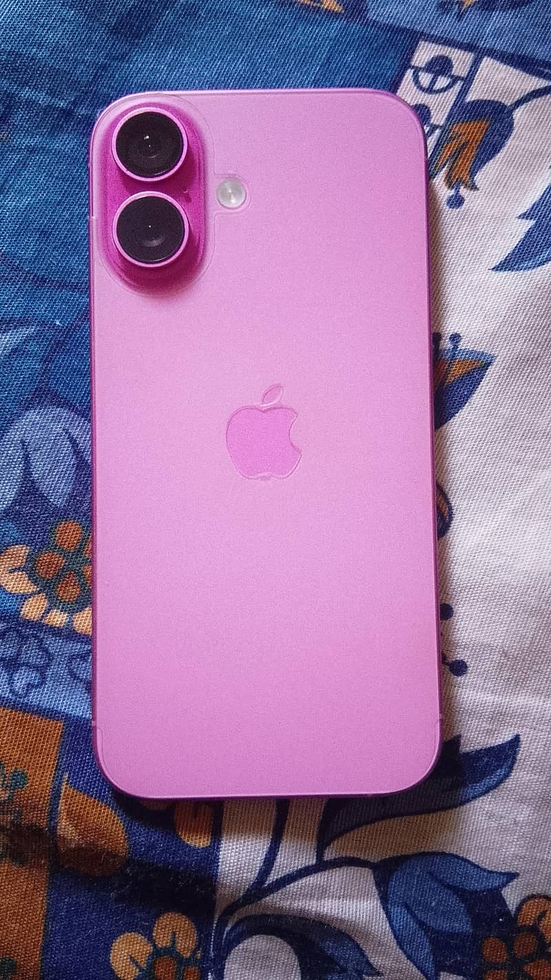Apple iPhone 16 0