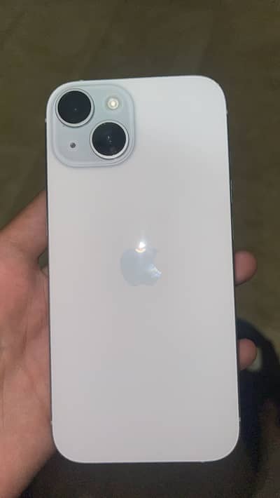 Apple iPhone 15