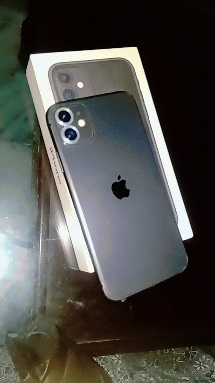 Apple iPhone 11 2