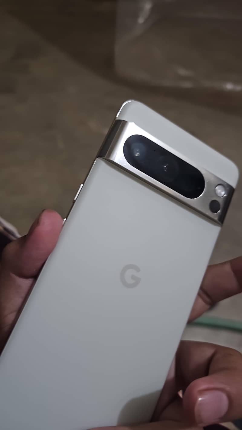 Google Pixel 8 Pro 1