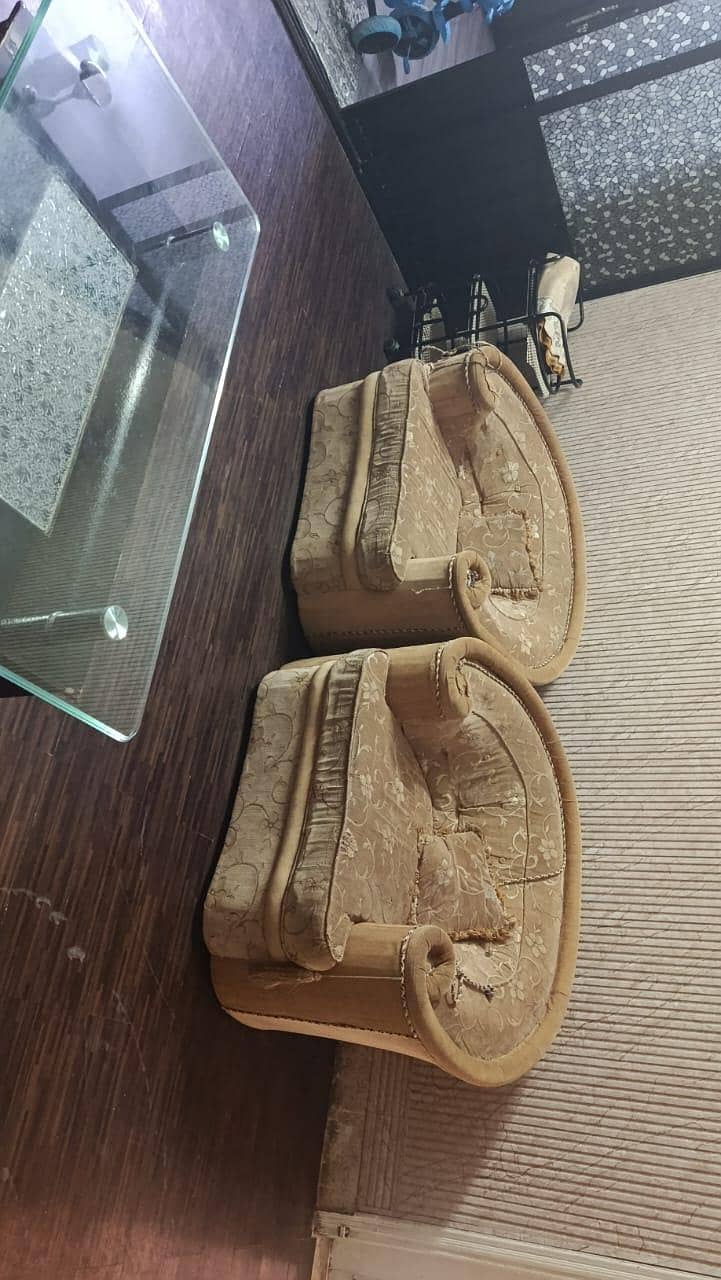 7 seater plus table 1