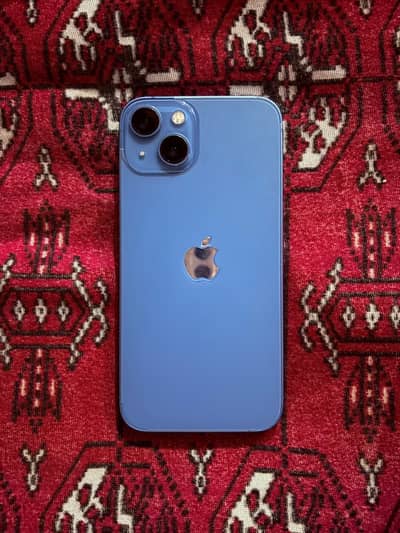 Apple iPhone 13