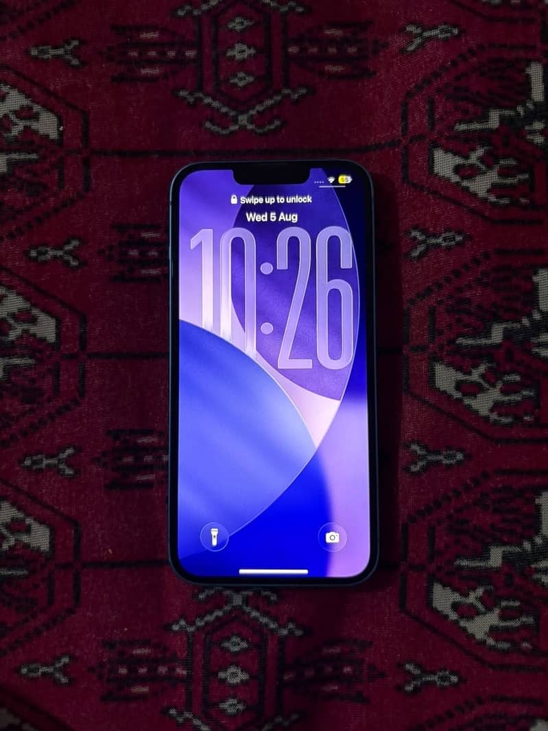 Apple iPhone 13 4