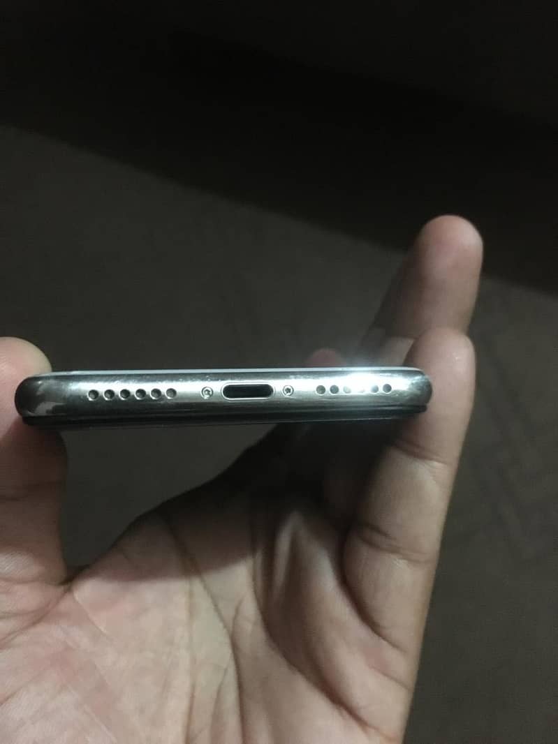 Apple iPhone X 2