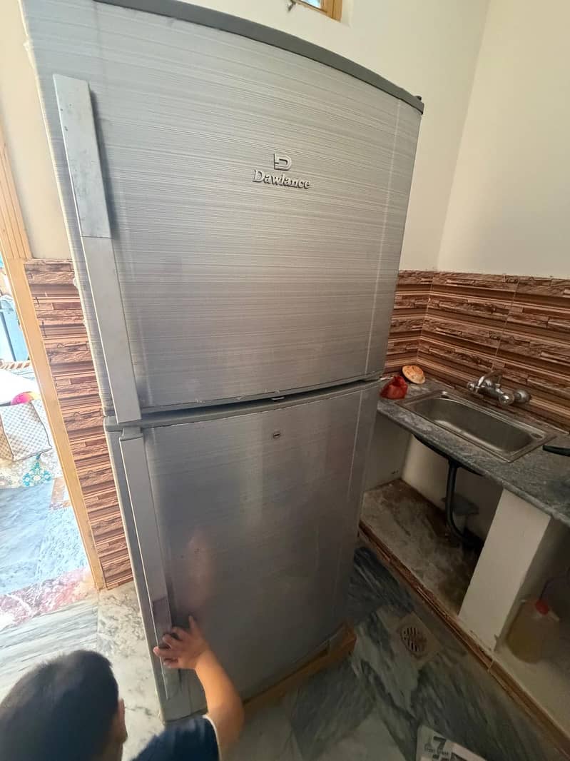 DAWLANCE Fridge 0