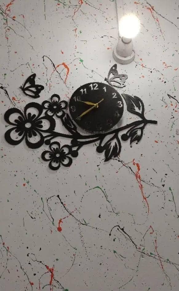wall clock 7
