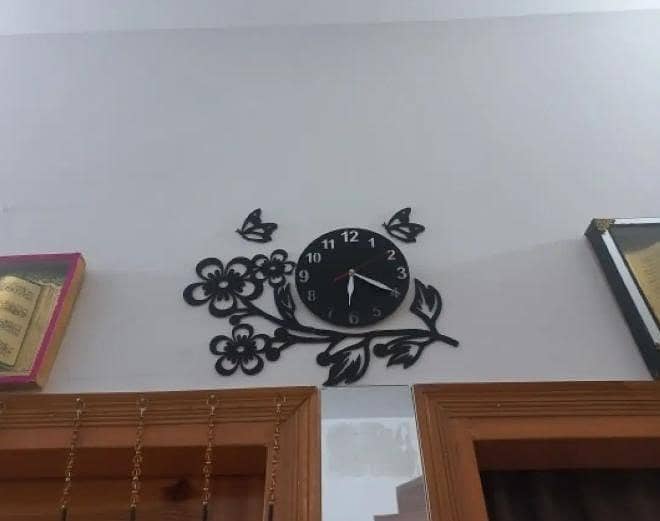 wall clock 11