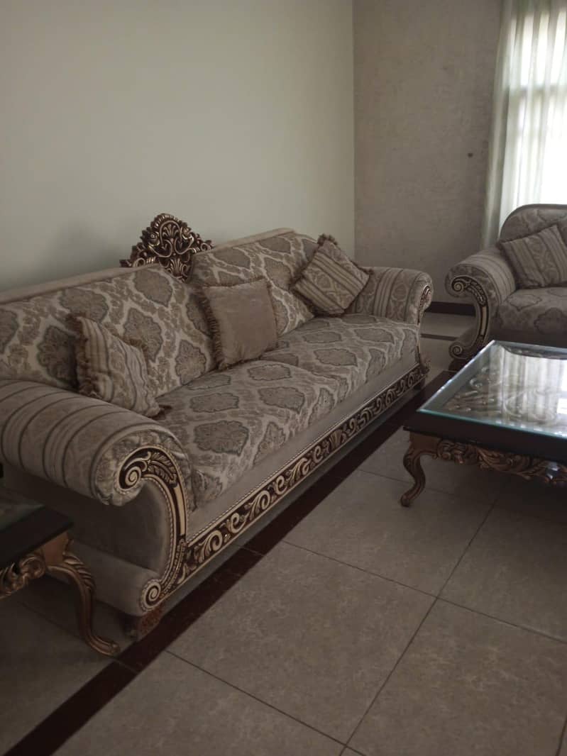 sofa set 0