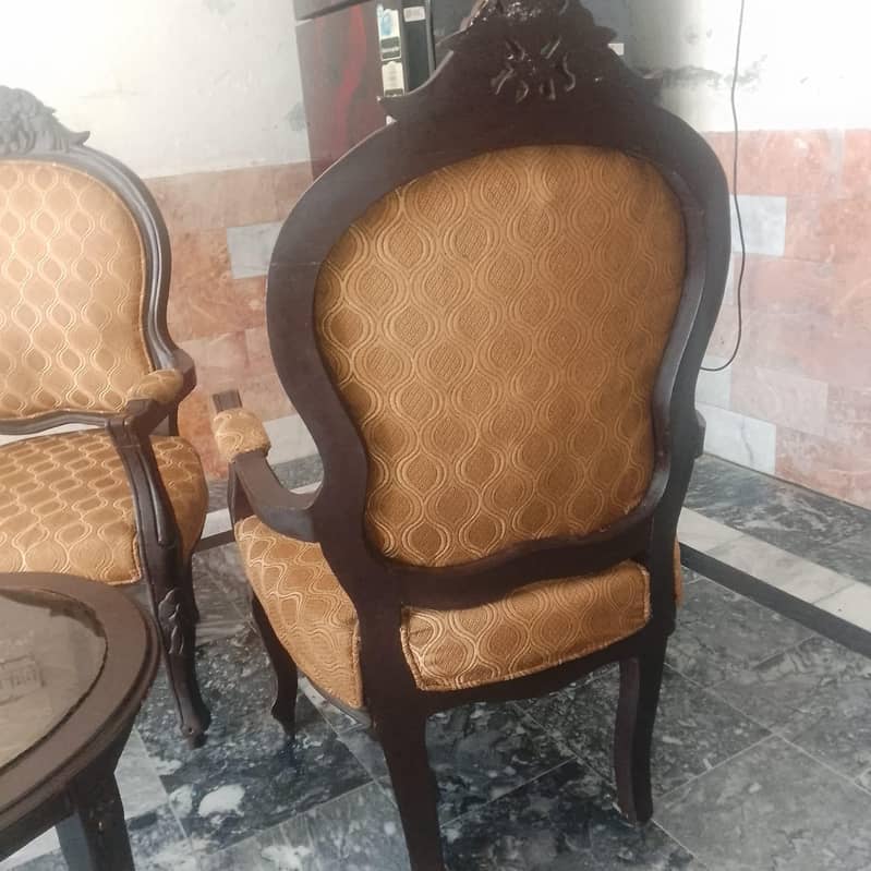 chairs and table 4
