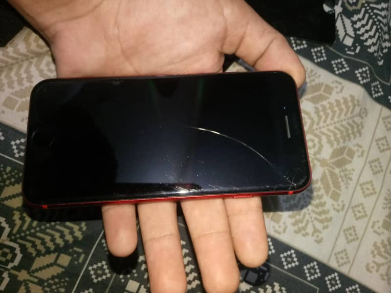 Apple iPhone 8 1