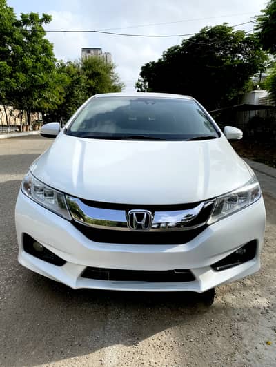 Honda Grace Hybrid 2015
