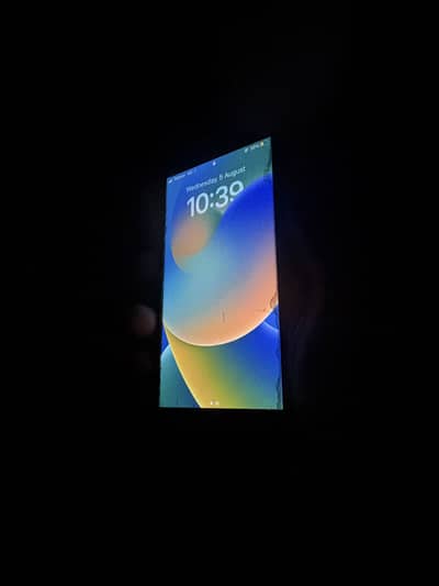 Apple iPhone 8 back break