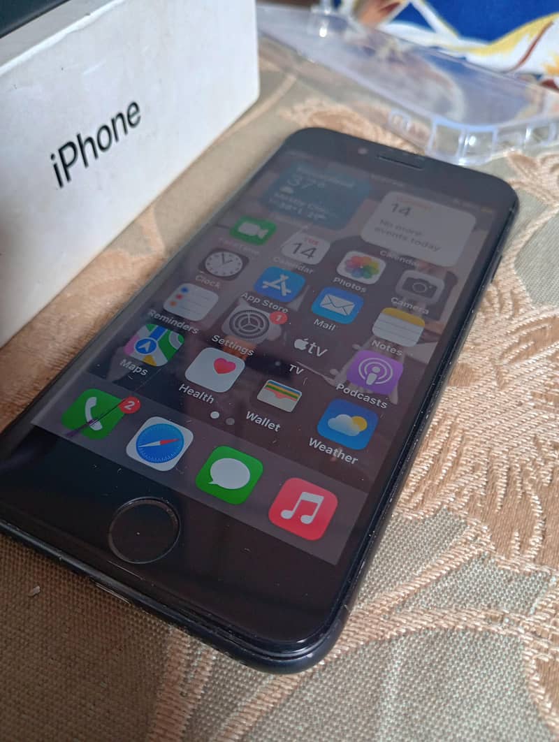 Apple iPhone 7 7
