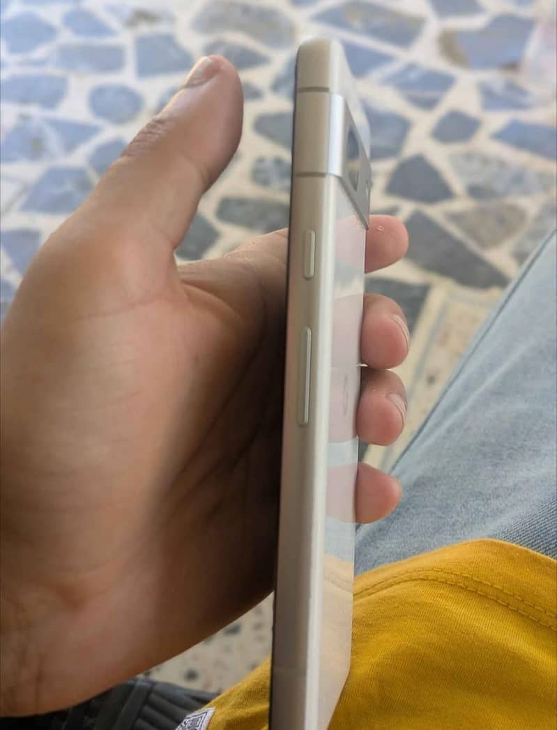 Google Pixel 7a 3
