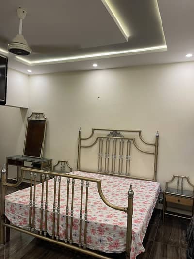 Bed set, side table dressing table,