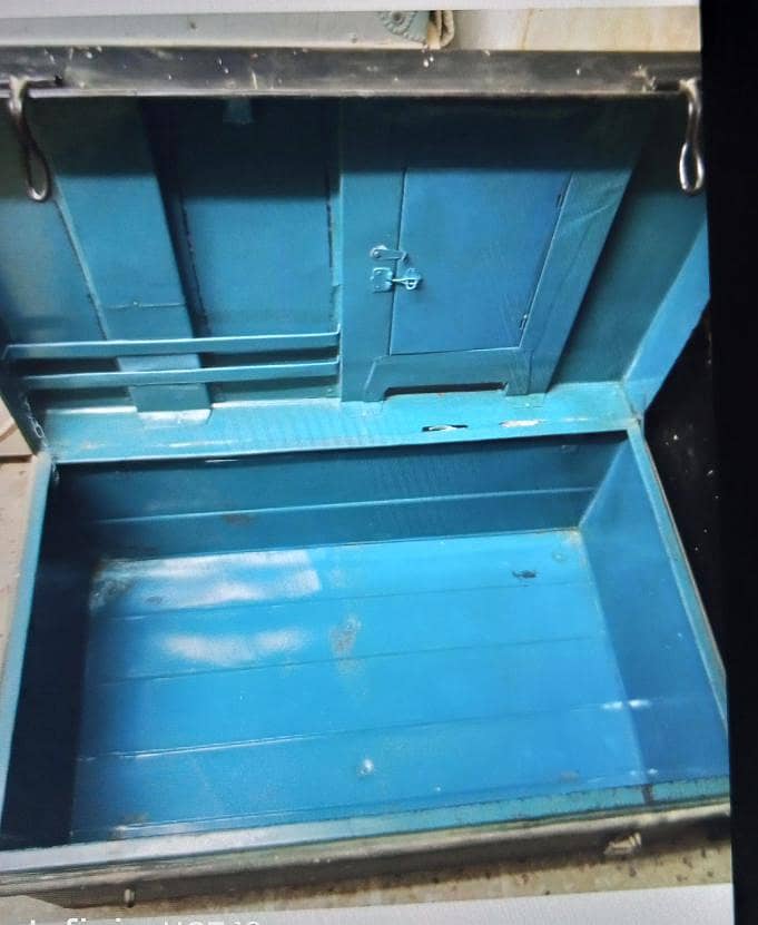 antique box 1