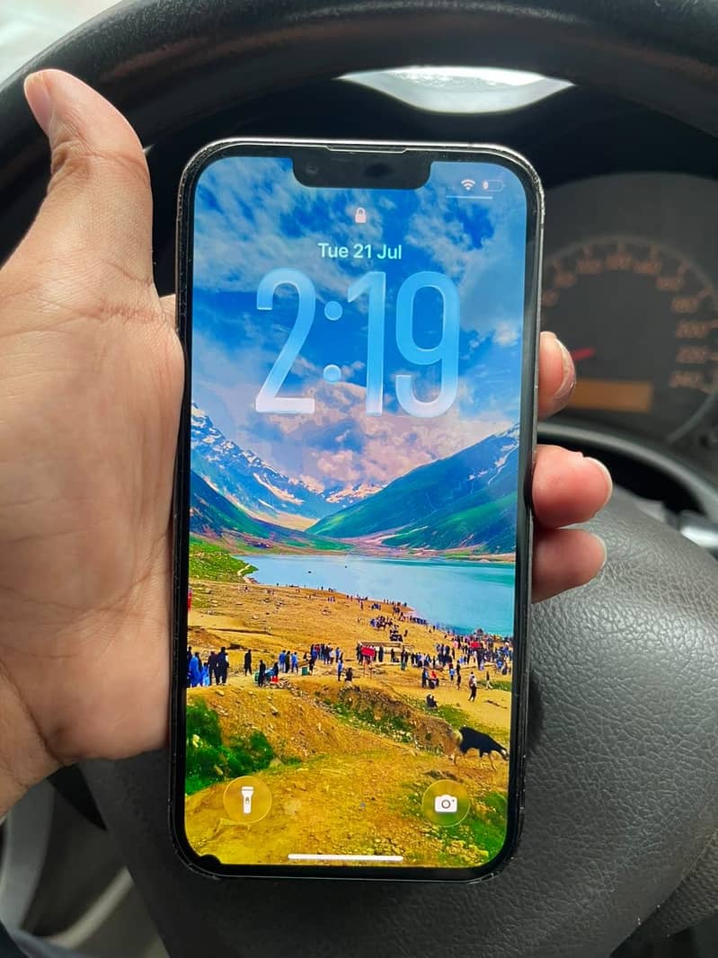 Apple iPhone 13 Pro 2